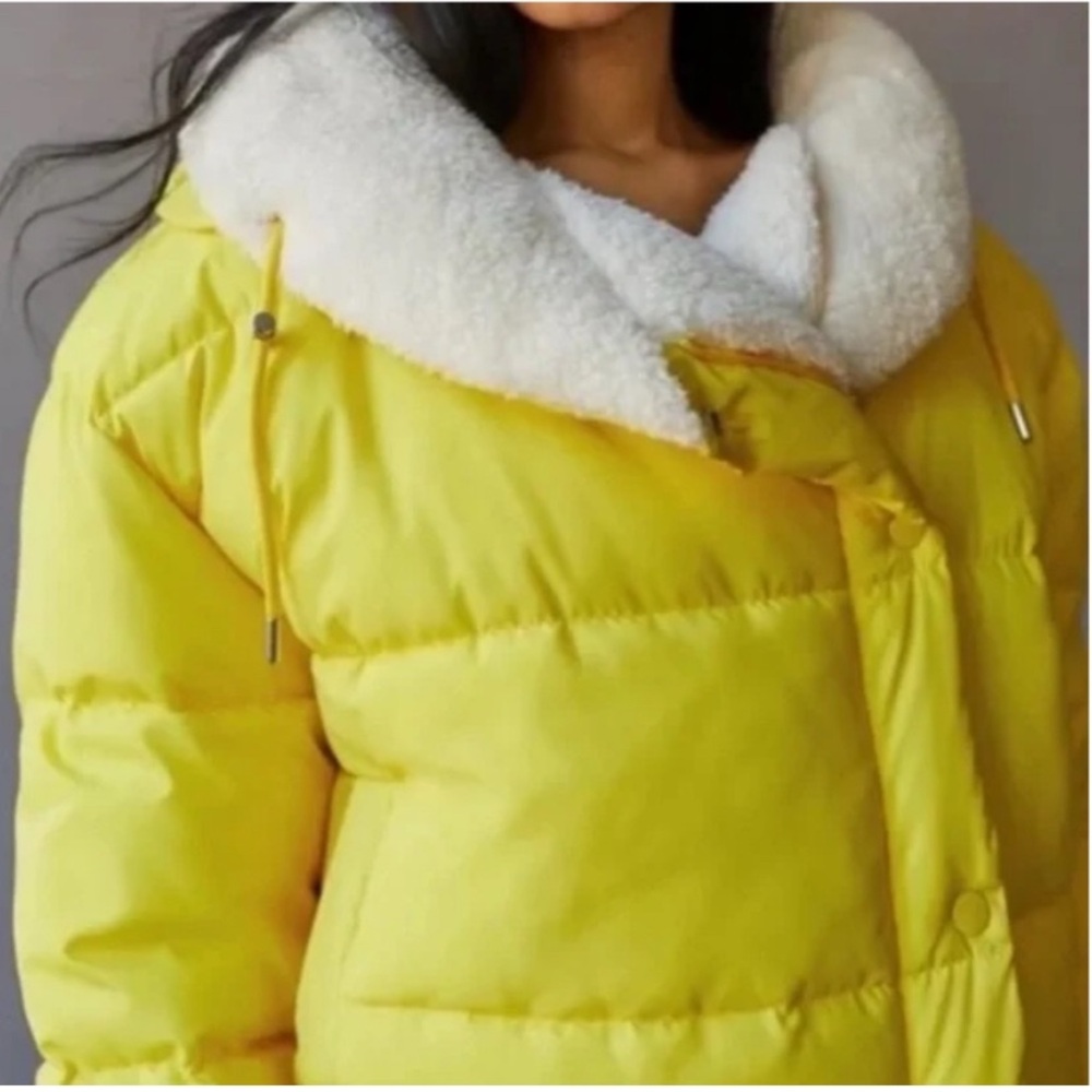 HOLD FOR MHOHN0512 URBAN OUTFITTERS SHERPA LINED PUFFER JACKET - Picture 4 of 13